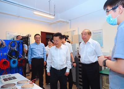 周堅(jiān)會(huì)見上海電力大學(xué)黨委書記李明福一行