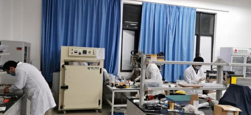 我研究院科研團隊研發(fā)的石墨烯加熱產(chǎn)品溫暖抗疫一線